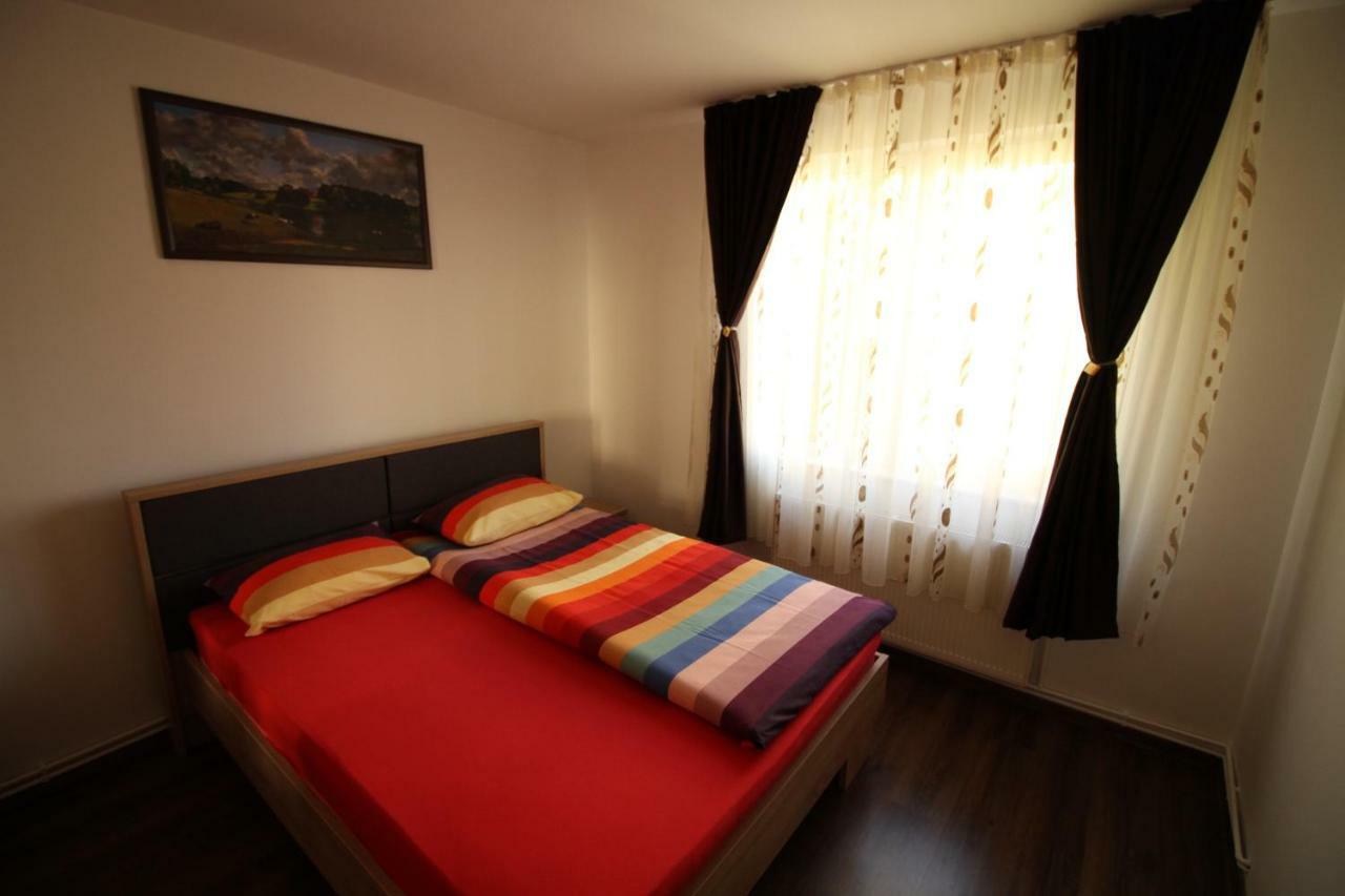 Orion Predeal Exterior foto